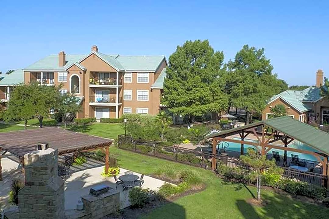 The Club at Fossil Creek - 3400 Western Center Blvd | Fort Worth, TX  Apartments for Rent | Rent.