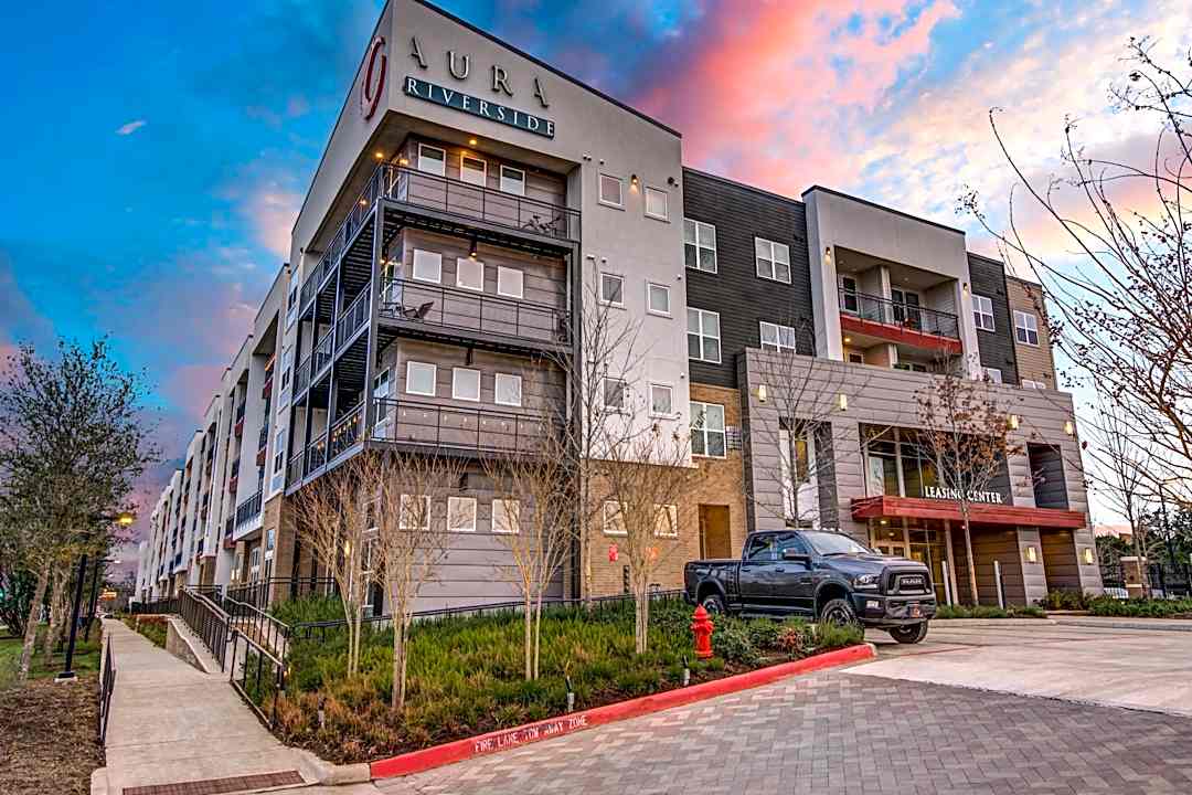 Henley Riverside - 6107 E Riverside Drive Austin Tx Apartments For Rent Rentcom