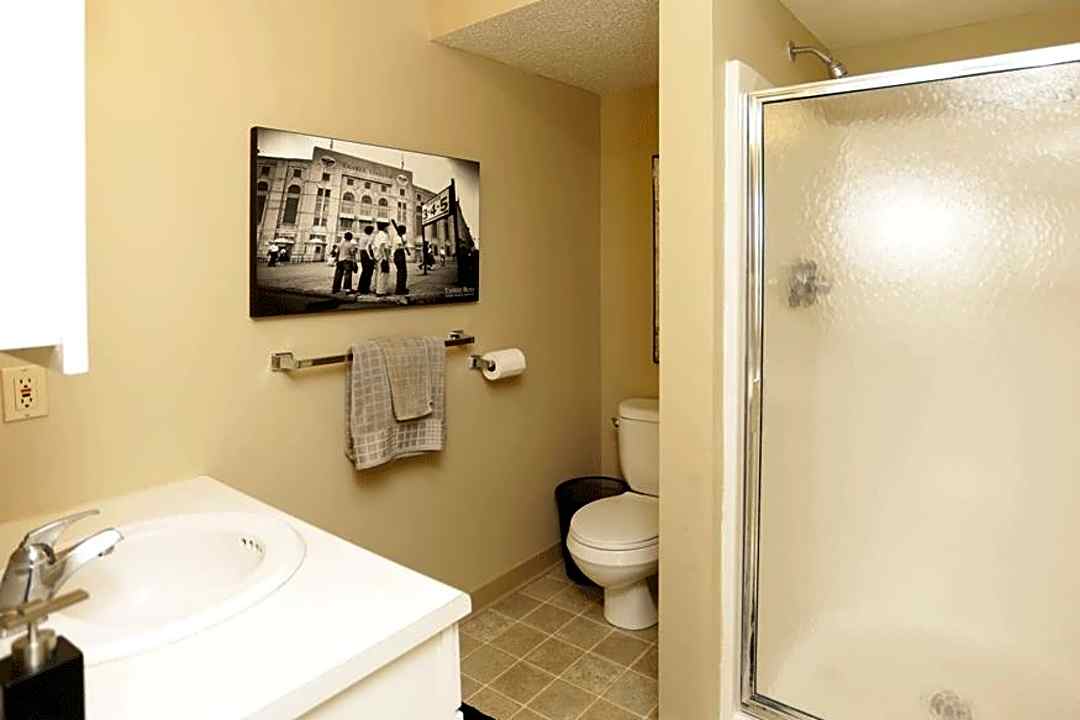 Hunters Ridge - 4130 W Michigan Ave Kalamazoo Mi Apartments For Rent Rentcom