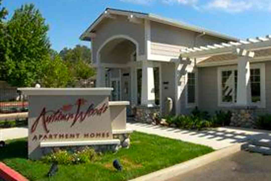 Autumn Woods Apartment Homes 5940 Landis Avenue Carmichael Ca Apartments For Rent Rent Com