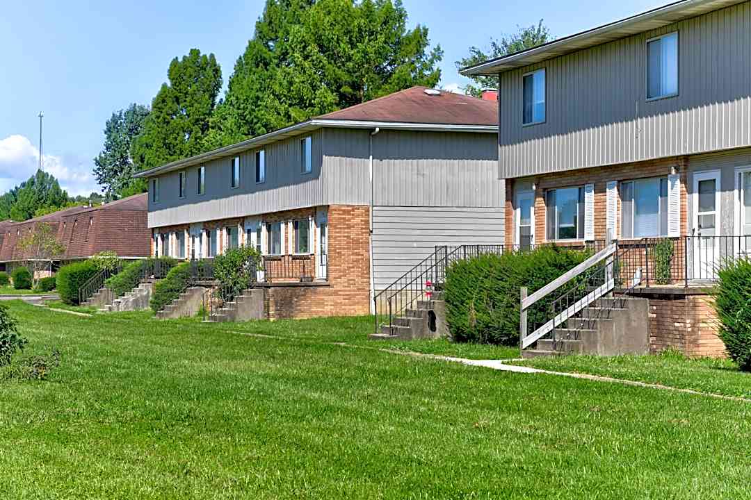 Capstone Village Athens 8864 United Lane Athens Oh Apartments For Rent Rent Com