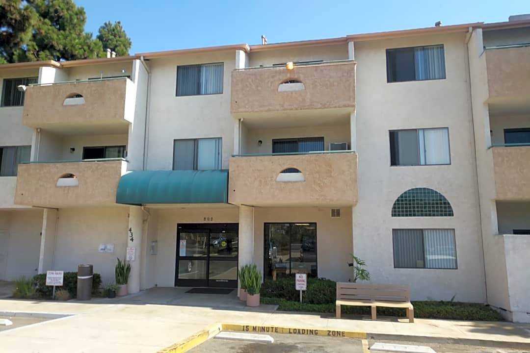 Town Centre Manor - 434 F St | Chula Vista, CA Apartments for Rent | Rent.