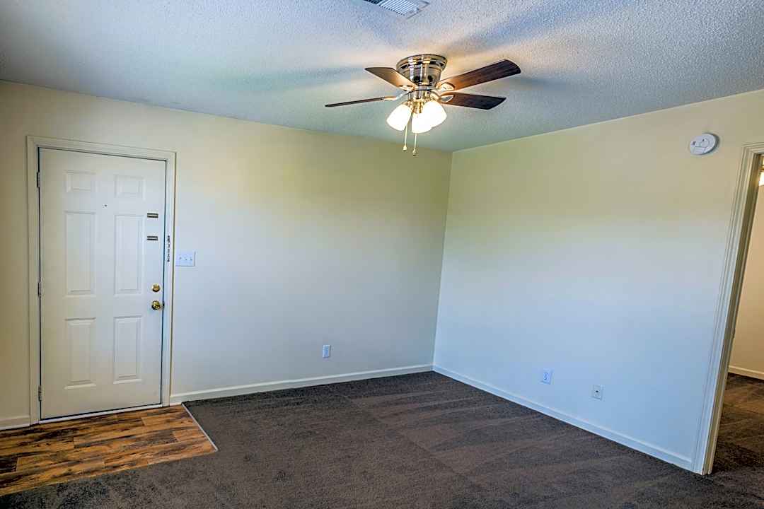 Sango Place 124 Ballygar St Clarksville Tn Apartments For Rent Rent Com