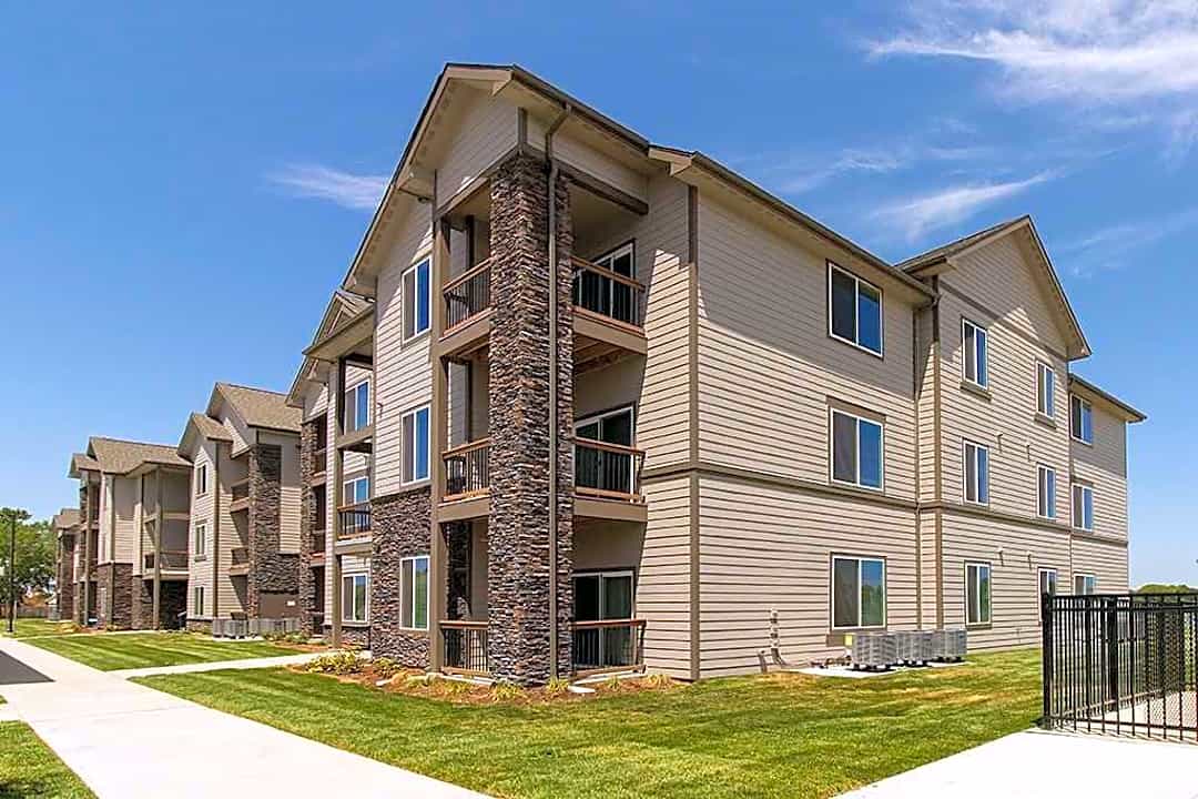 the vue luxury apartment homes 3110 n ridge road wichita ks apartments for rent rent com