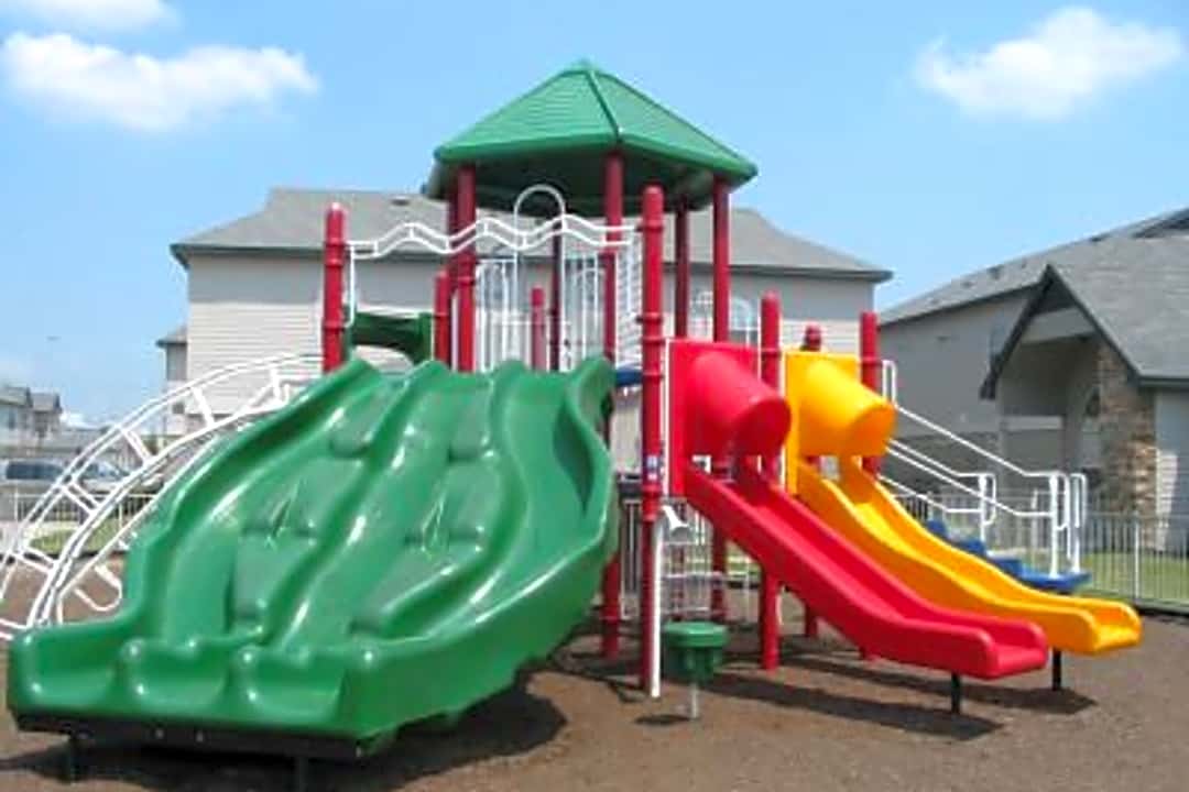 Almeda Park Apartments 10950 Tanner Park Ct Houston Tx Apartments For Rent Rent Com