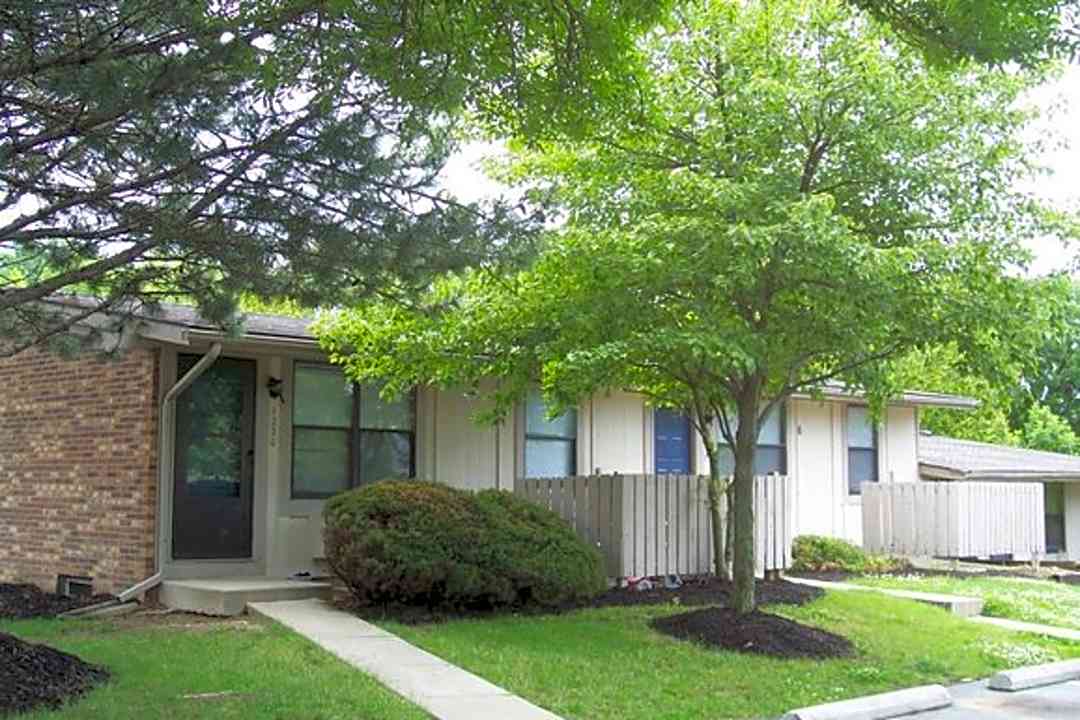forsythia court 6001 barley ave louisville ky apartments for rent rent com