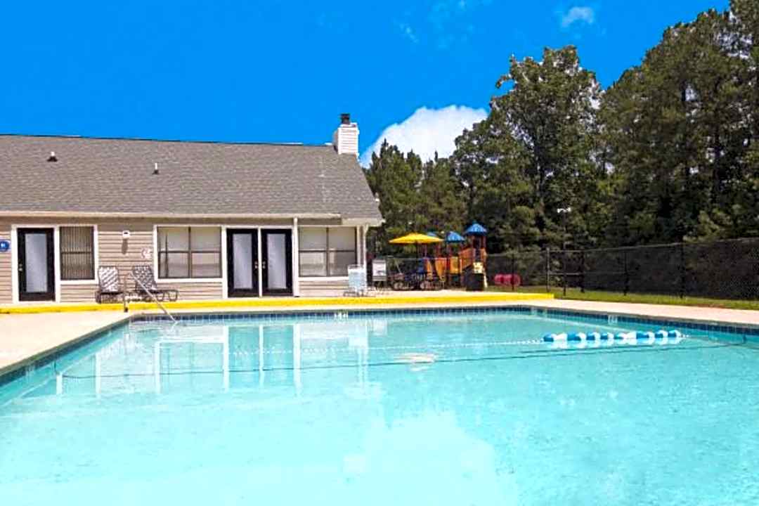 Amber Oaks Apartments 3501 Century Oaks Dr Durham Nc Apartments For Rent Rent Com