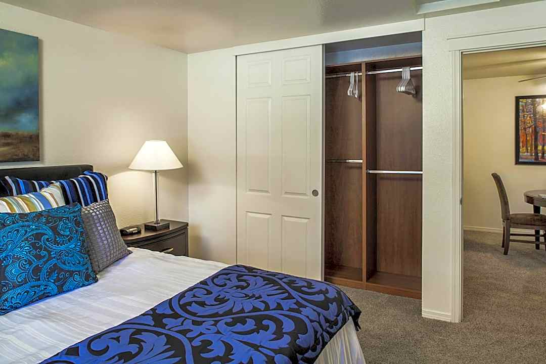 Hunt Club - 6142 Bonita Rd Lake Oswego Or Apartments For Rent Rentcom