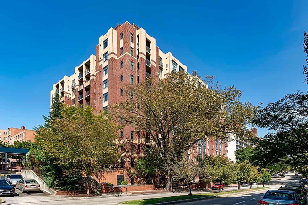 the barton at woodley 2701 calvert st nw washington dc apartments for rent rent com