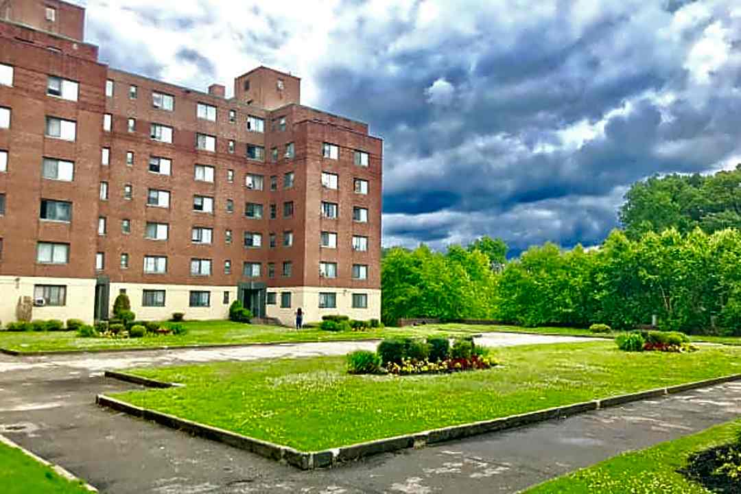 regency village 5600 ogontz ave philadelphia pa apartments for rent rent com