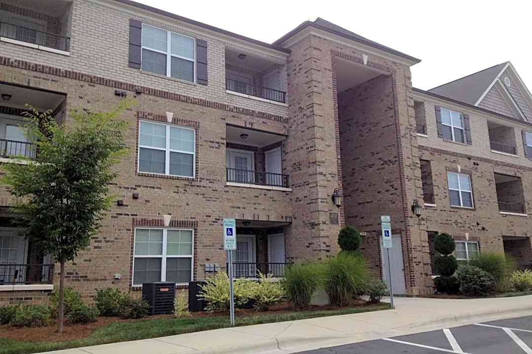 wallburg landing 4825 wallburg landing st winston salem nc apartments for rent rent com