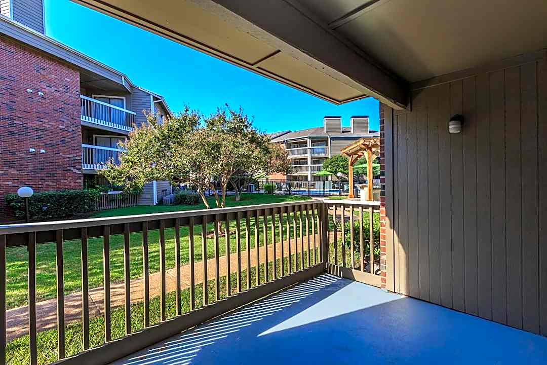 Hampton Greens - 10911 Woodmeadow Pkwy Dallas Tx Apartments For Rent Rentcom