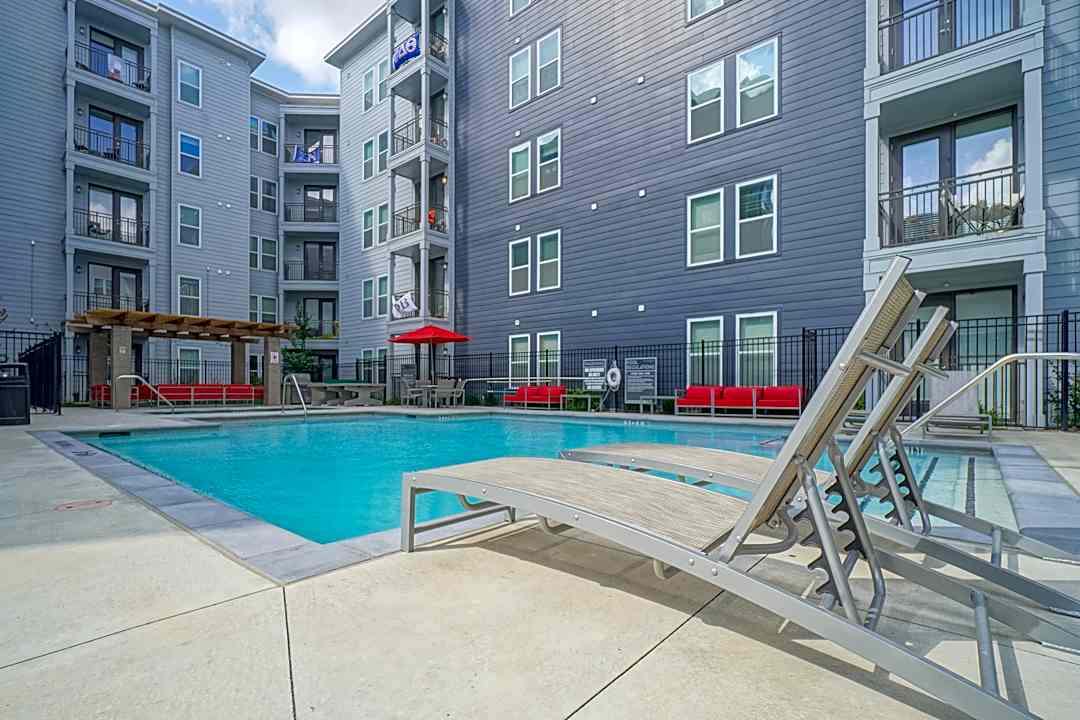 Academy Lincoln Per Bed Lease 1850 P St Lincoln Ne Apartments For Rent Rent Com