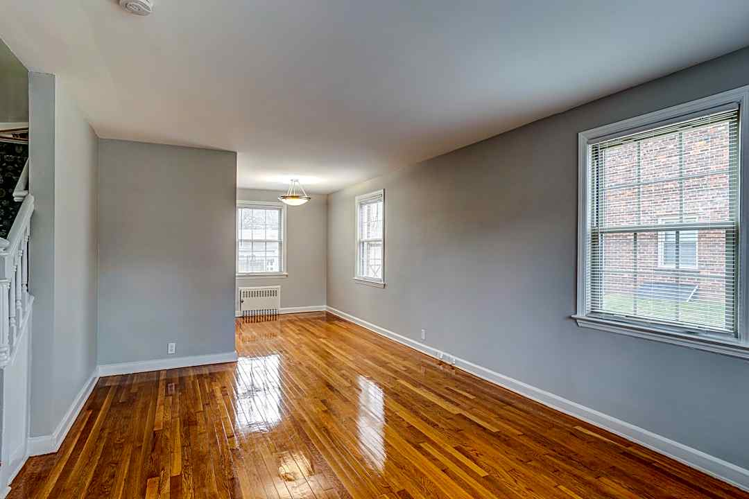 Alden Apartments 552 Alden Dr Rahway Nj Apartments For Rent Rent Com