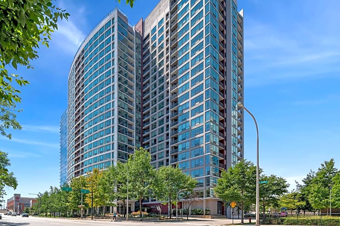 AMLI 900 - 900 S Clark St | Chicago, IL Apartments for Rent | Rent.