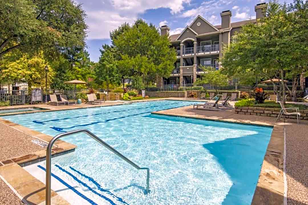 Pavilions At Pebble View 9001 Markville Dr Dallas Tx Apartments For Rent Rent Com