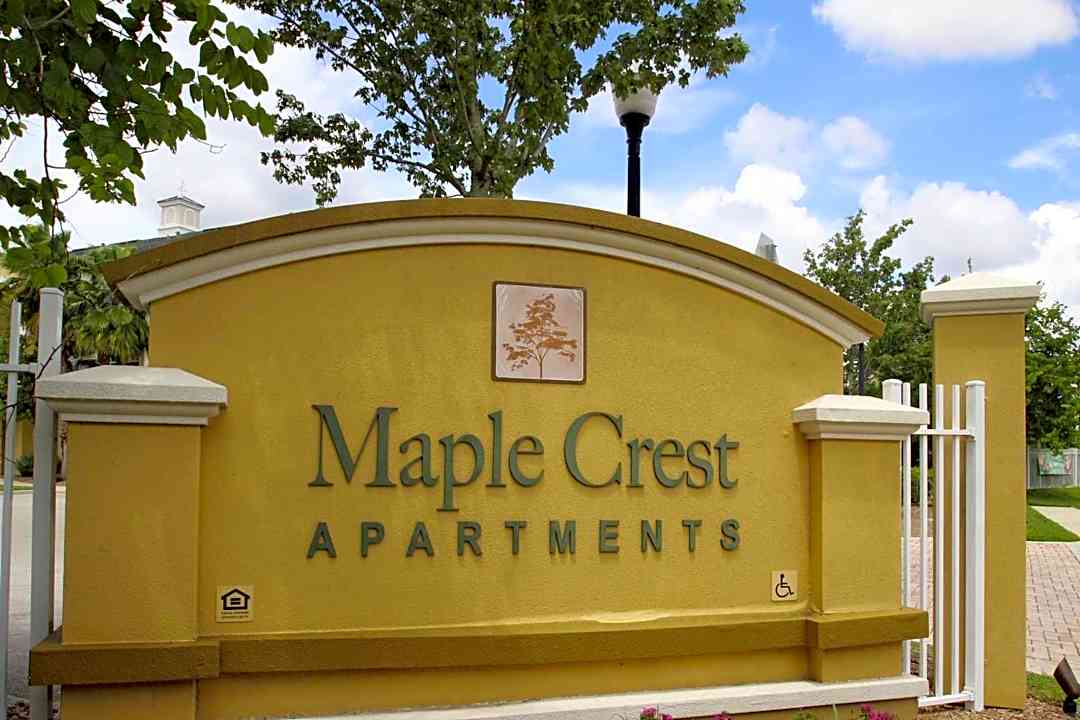 maple crest apartments 3607 crestwood lake ave fort myers fl apartments for rent rent com