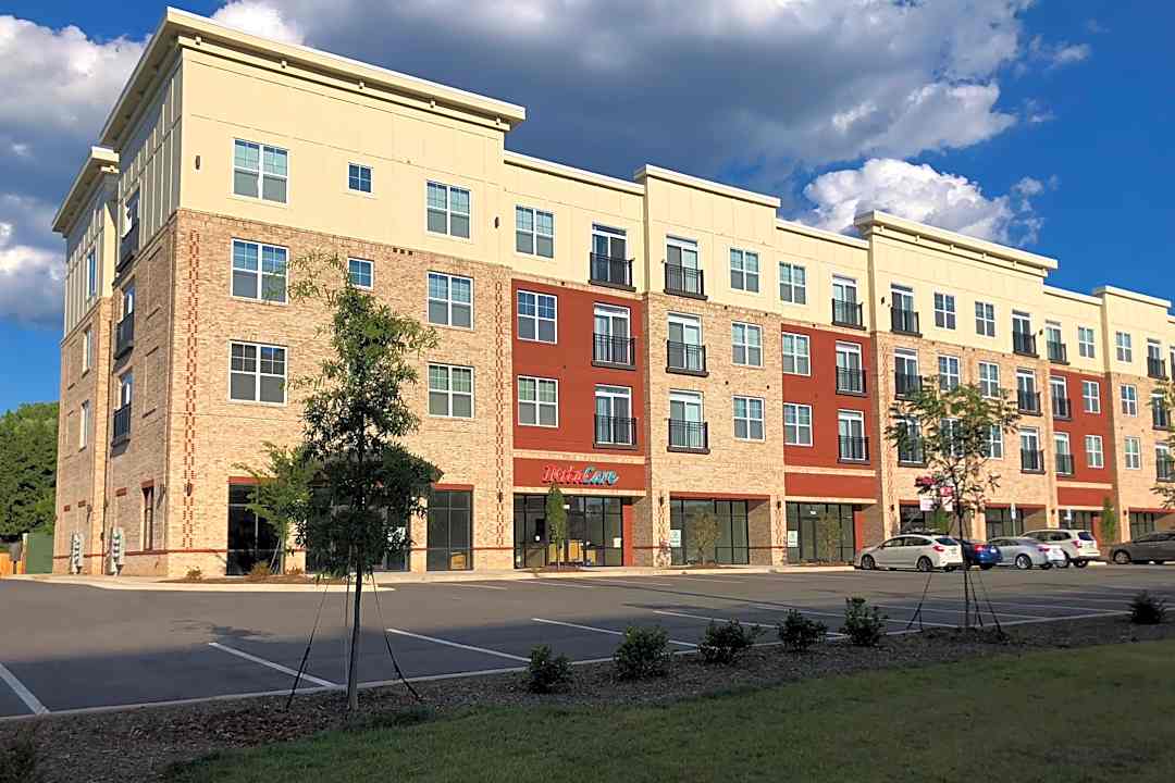 Kirkwood Place 2800 Lawndale Drive Greensboro Nc Apartments For Rent Rent Com