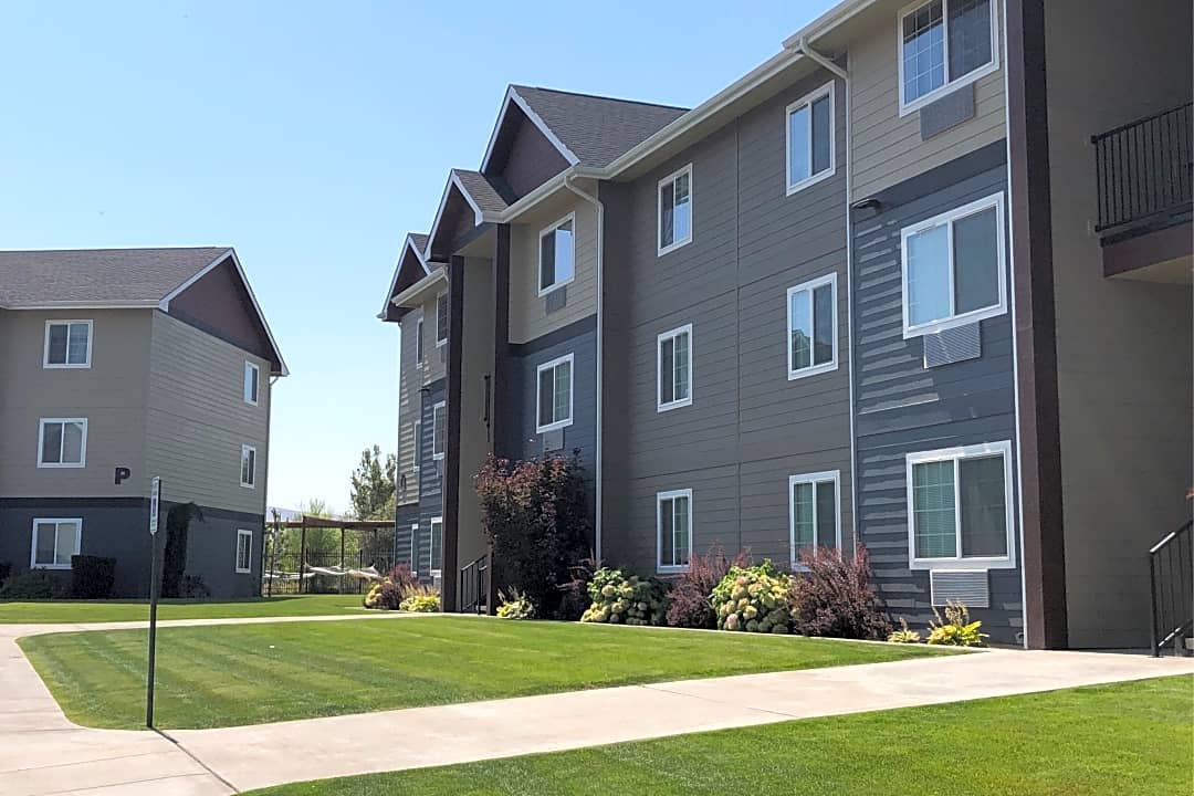 Castle Creek Apartments - 5200 W Nob Hill Blvd | Yakima, WA Apartments for  Rent | Rent.