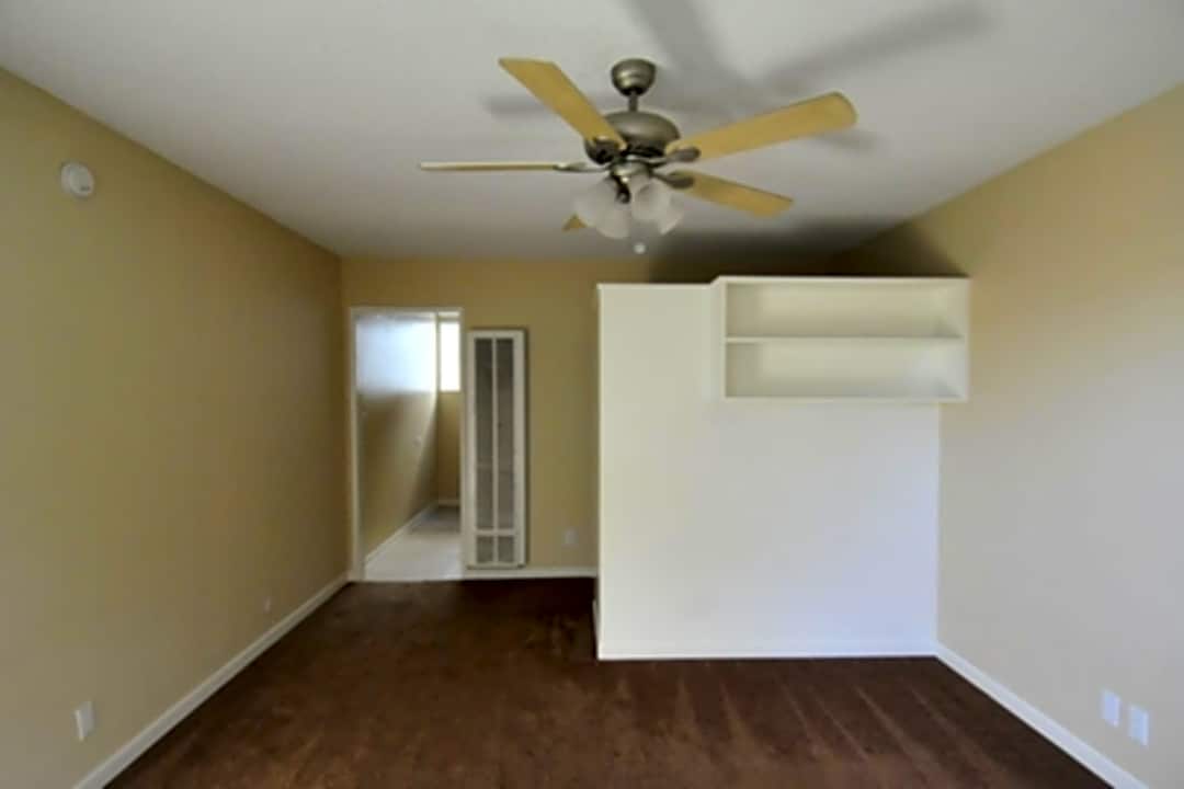 Americana El Pompeii Apartments 3655 West Artesia Boulevard Torrance Ca Apartments For Rent Rent Com