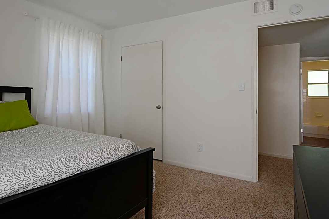 cascade oaks 3820 old cascade rd sw atlanta ga apartments for rent rent com