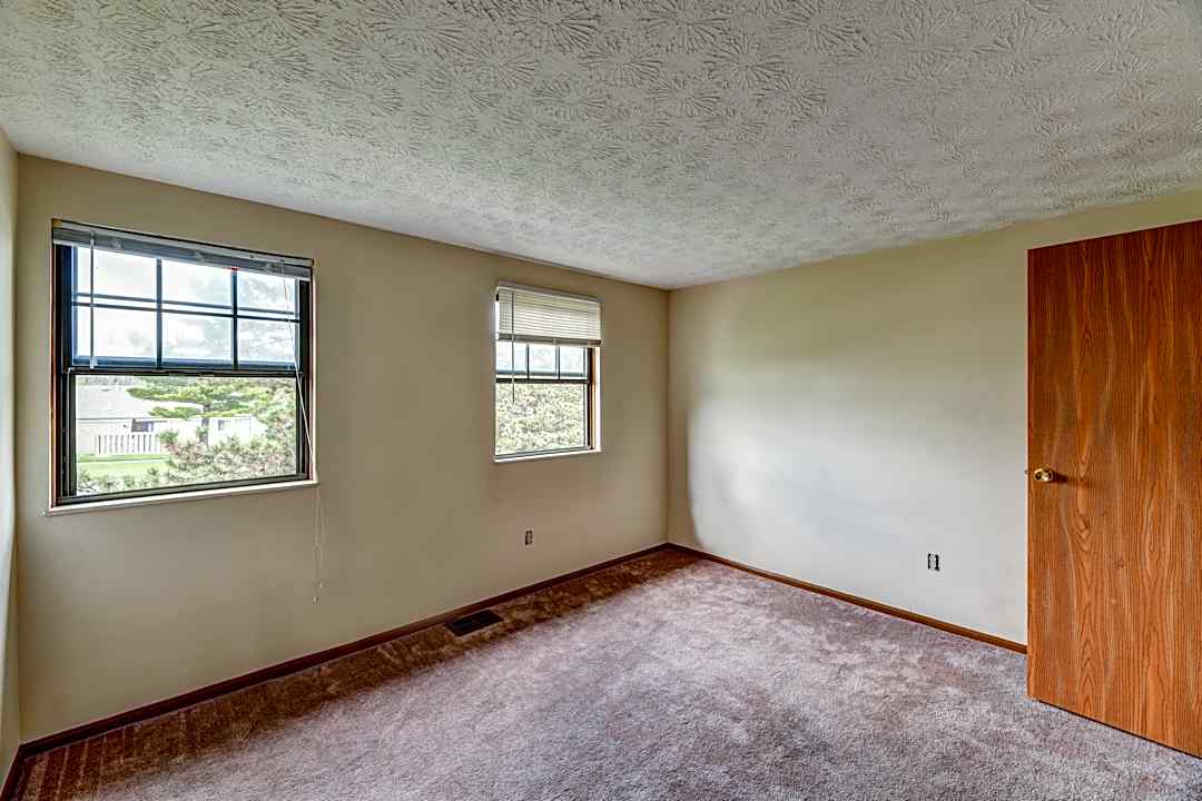 Aberdeen Place 2316 Hardy Parkway Grove City Oh Apartments For Rent Rent Com