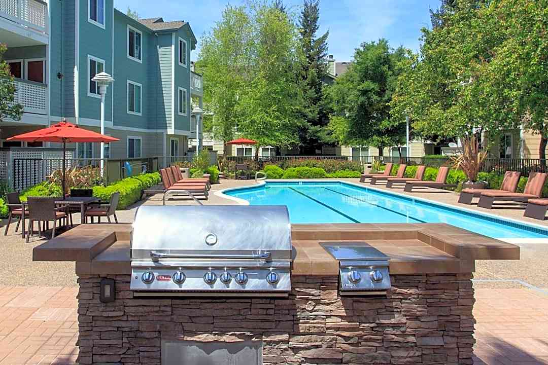 Amador Village 24080 Amador Village Court Hayward Ca Apartments For Rent Rent Com