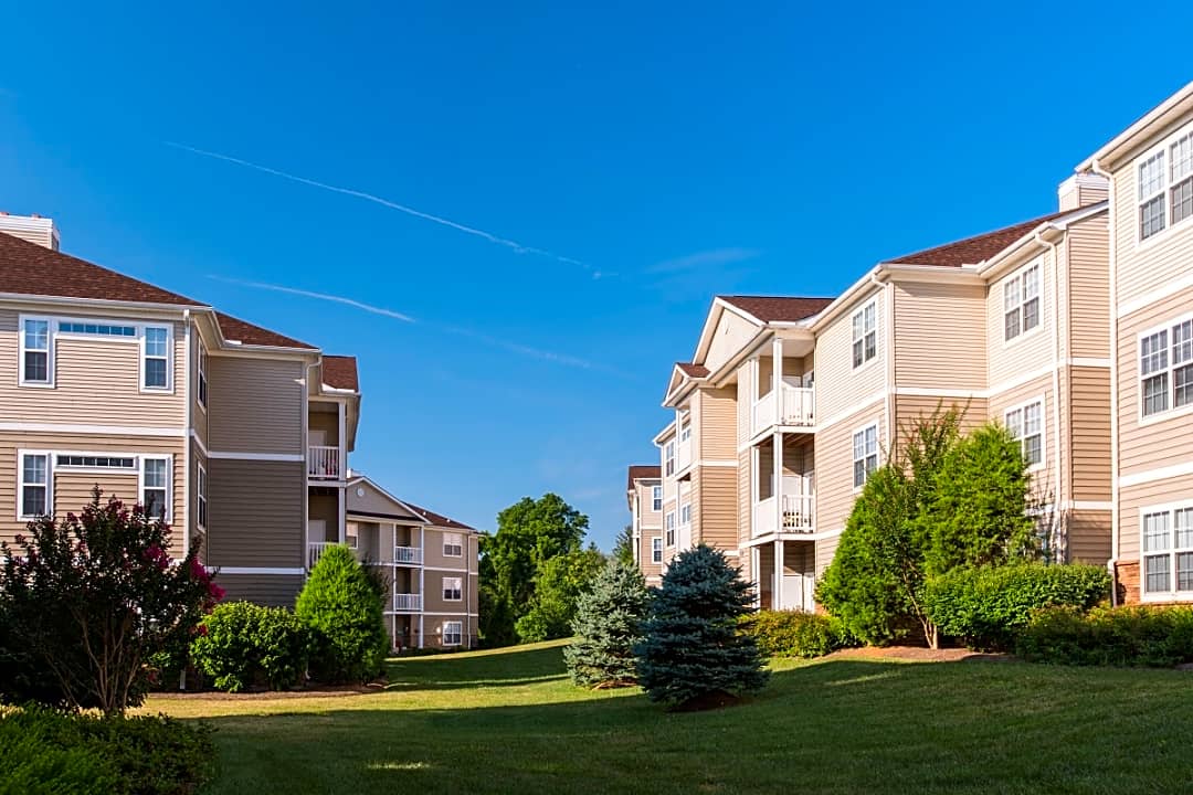 Lee Trace - 15000 Hood Cir | Martinsburg, WV Apartments for Rent | Rent.