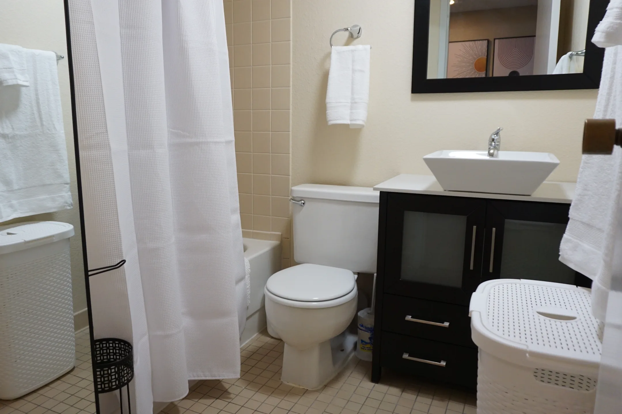 Bathroom - Reno Regency - Reno, NV