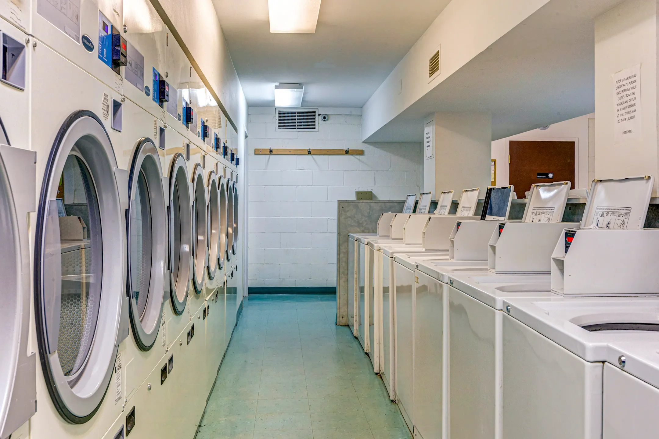 Kings Grant 1210 valley hill drive Pittsburgh, PA Apartments for