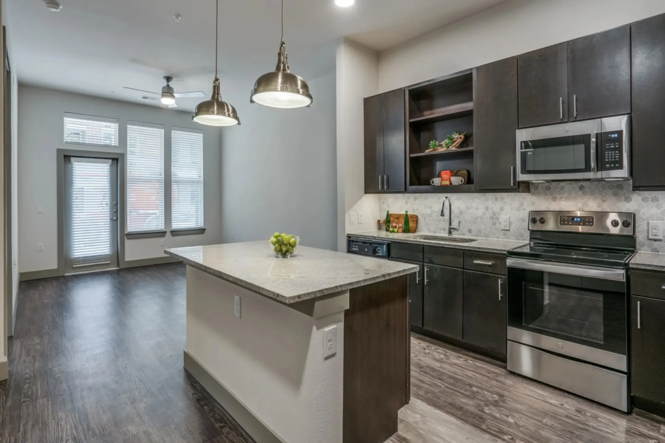 Wallis and Baker Apartments Grapevine, TX 76051