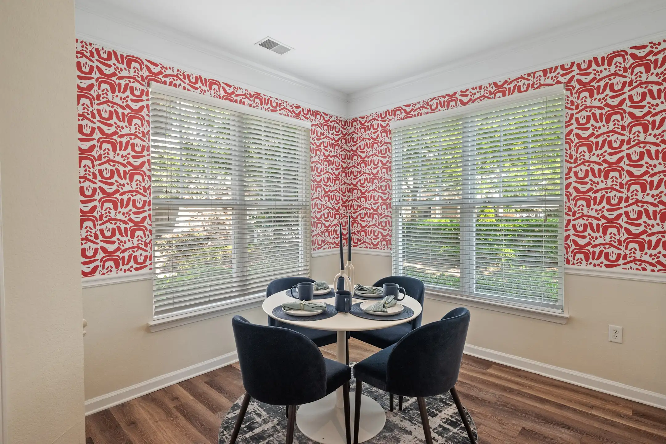 Hideaway at Greenbrier 150 Coveside Ln Chesapeake, VA Apartments