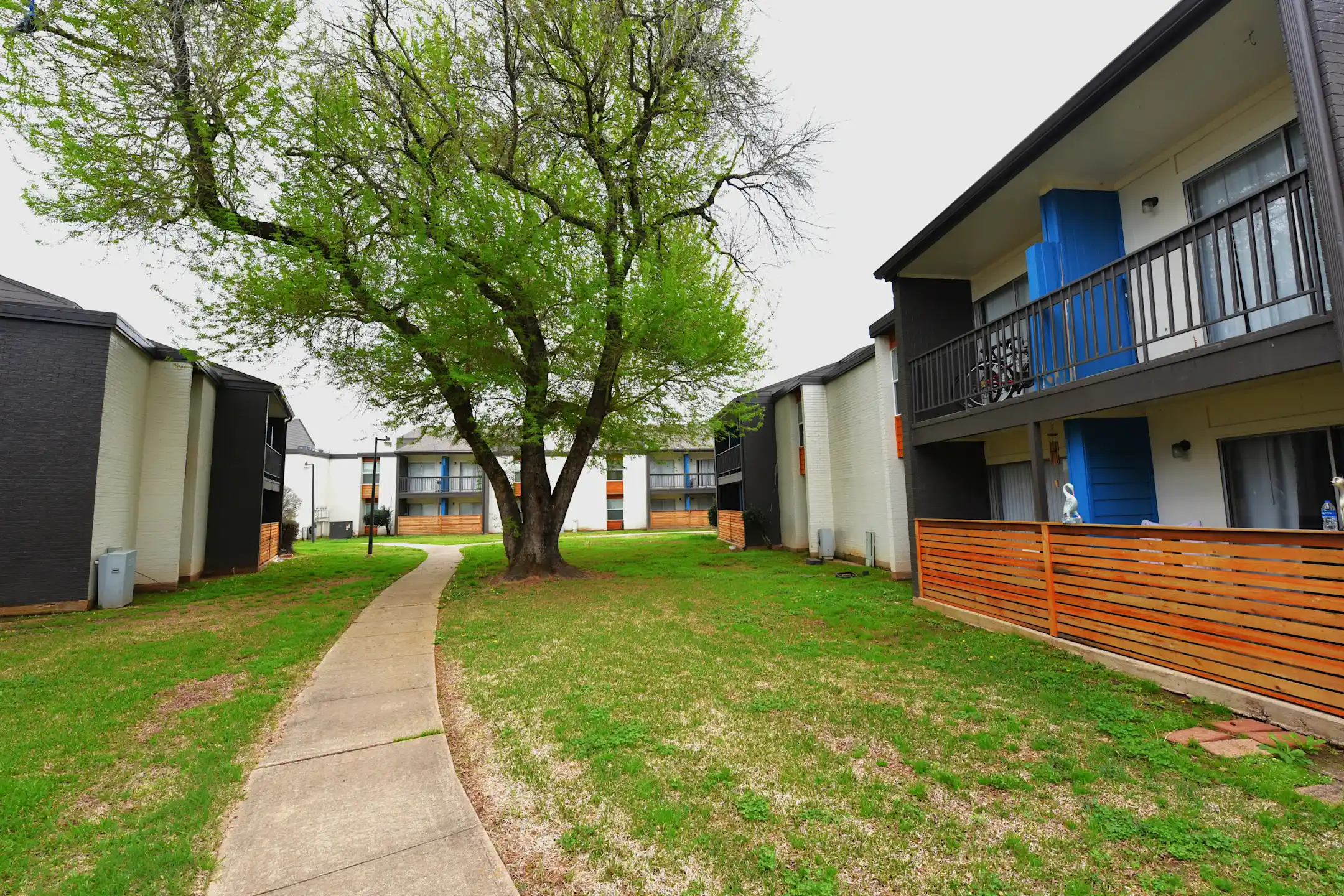 Flats on Youree 9050 Youree Dr Shreveport, LA Apartments for Rent