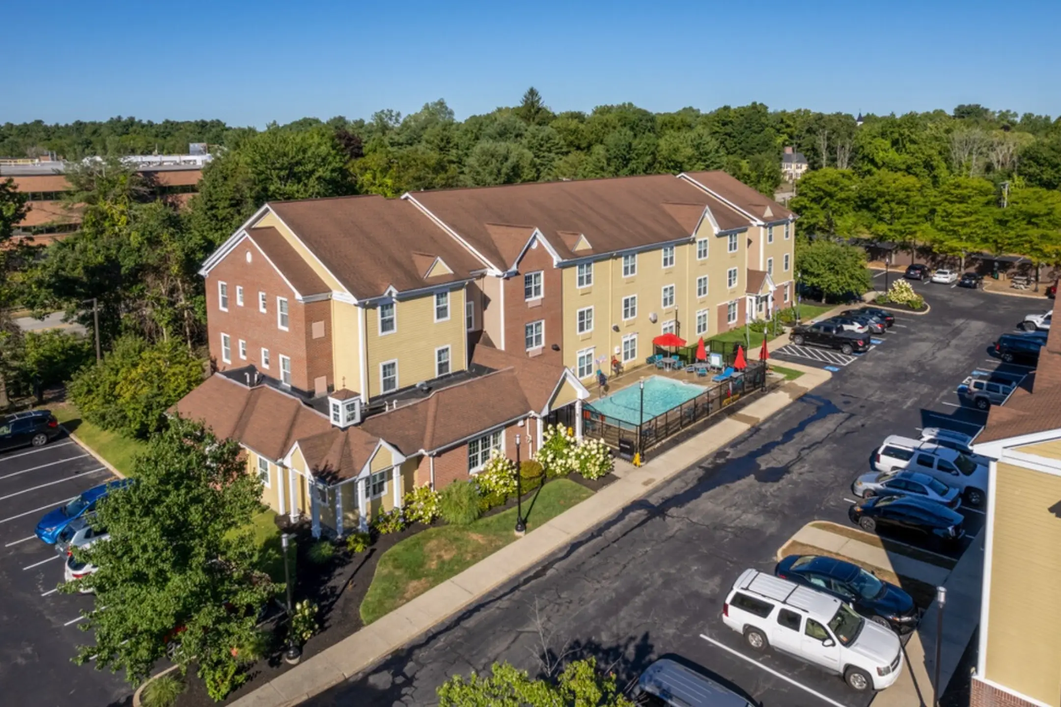 Residences at Tewksbury Apartments Tewksbury, MA 01876