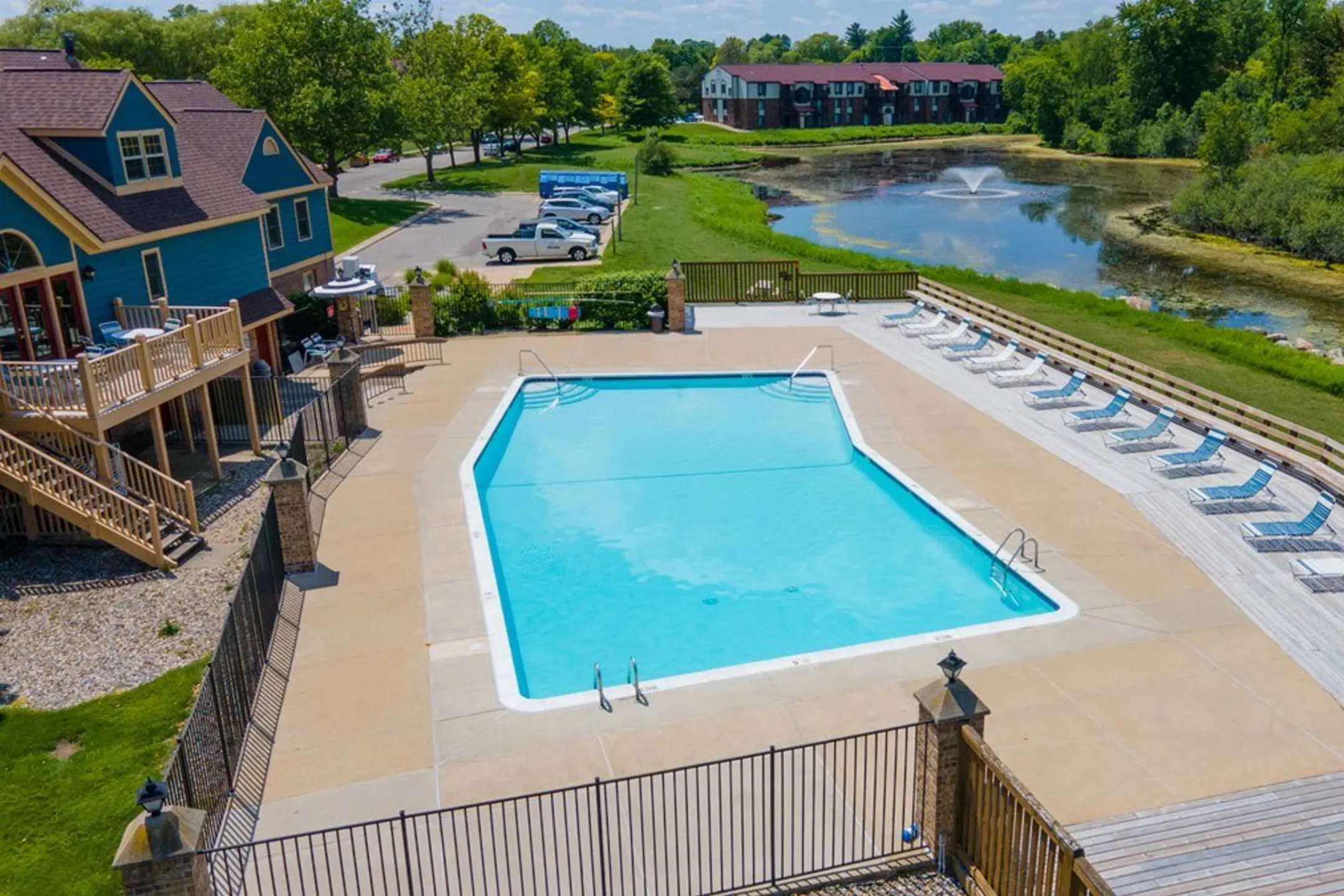 Pool - Trappers Cove - Lansing, MI