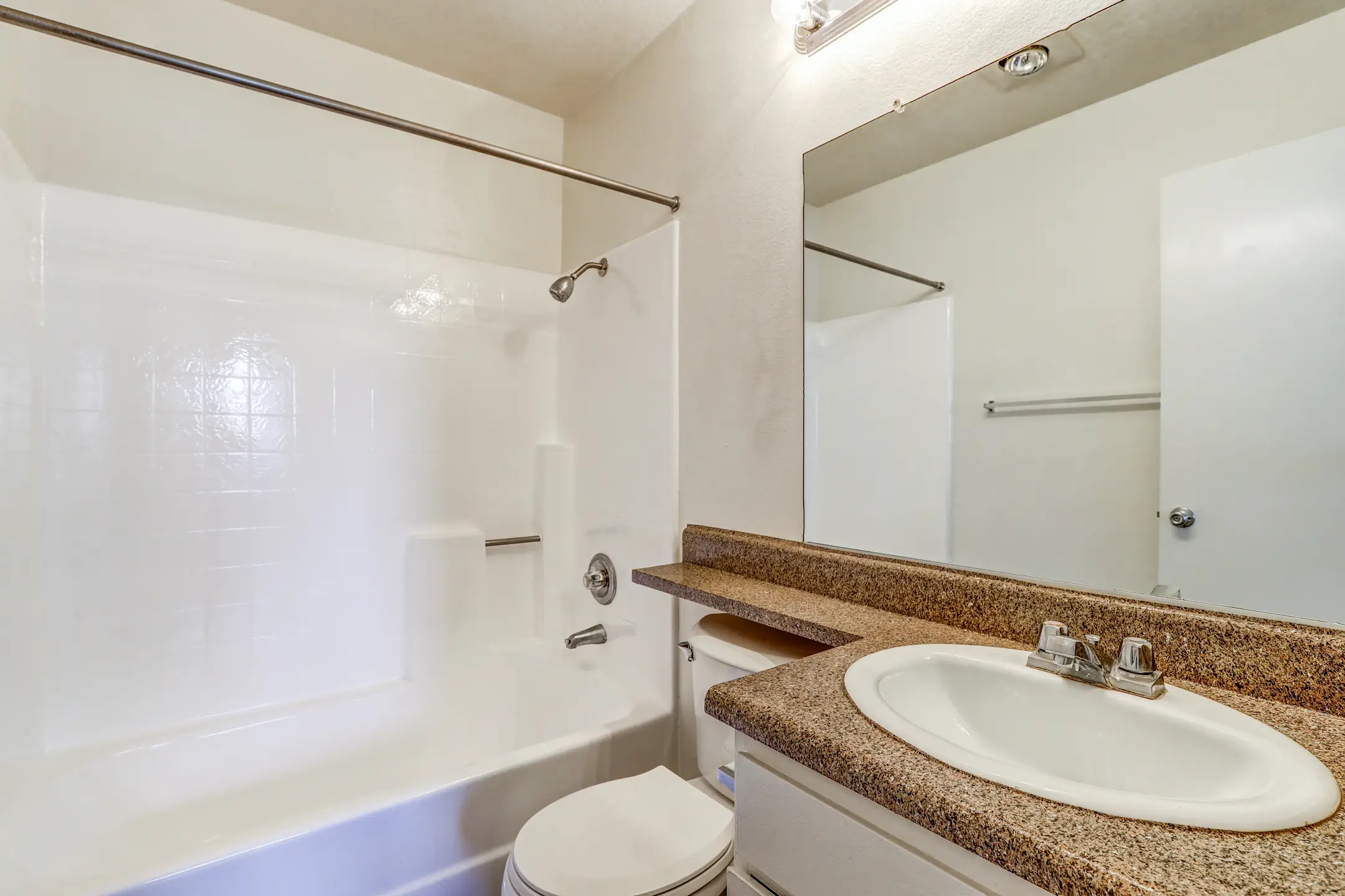 Centrepointe Apartments Colton, CA 92324