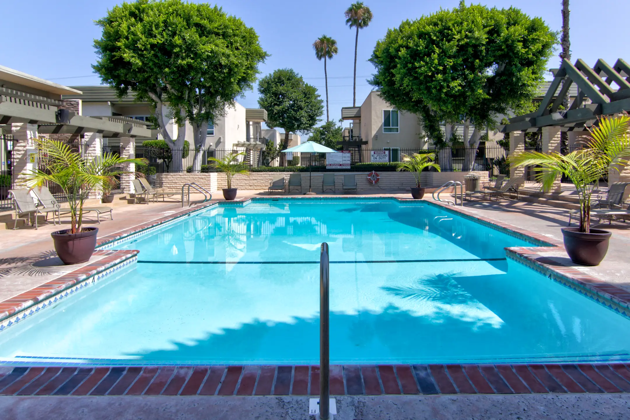 Regency Plaza Apartments 1540 W Ball Rd Anaheim, CA Apartments for