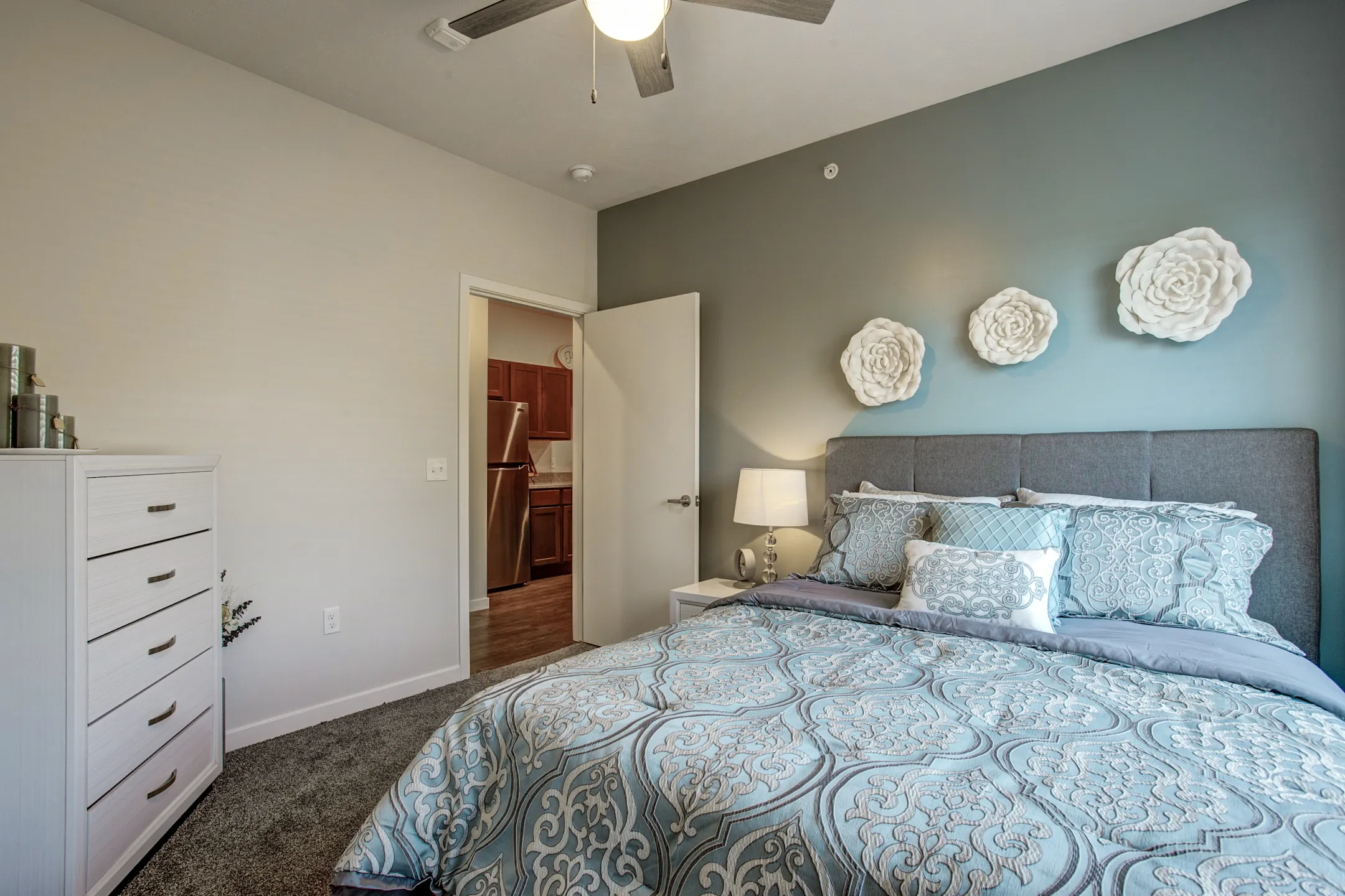 Lofts at Fox Ridge 200 N Fox Ridge Dr Raymore, MO Apartments for