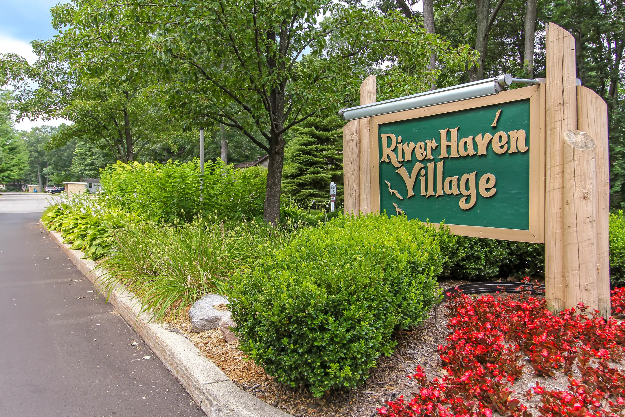 River Haven 14546 Mercury Dr Grand Haven, MI Apartments for Rent