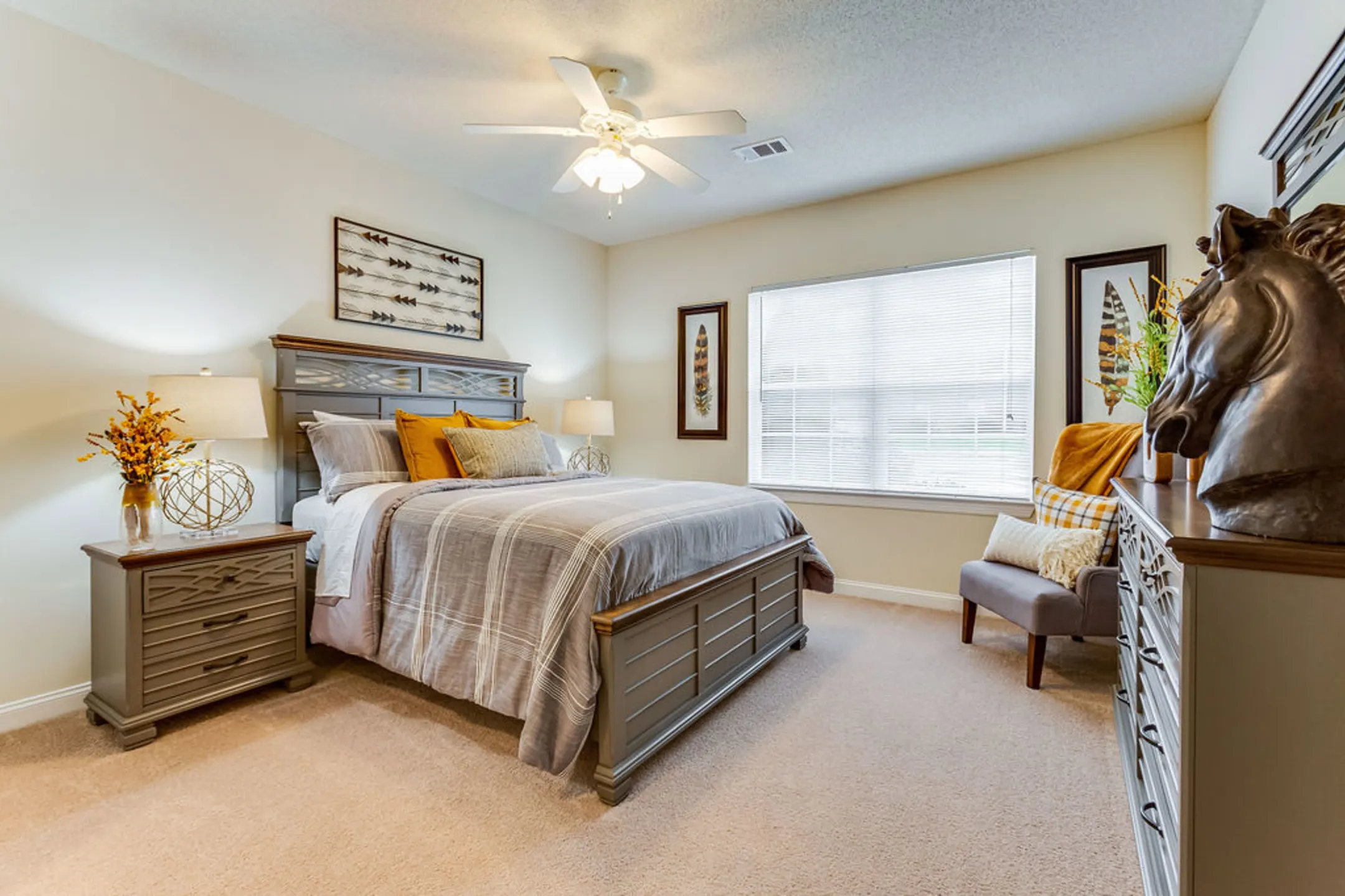 Hampton Falls Apartments - Huntsville, AL 35801