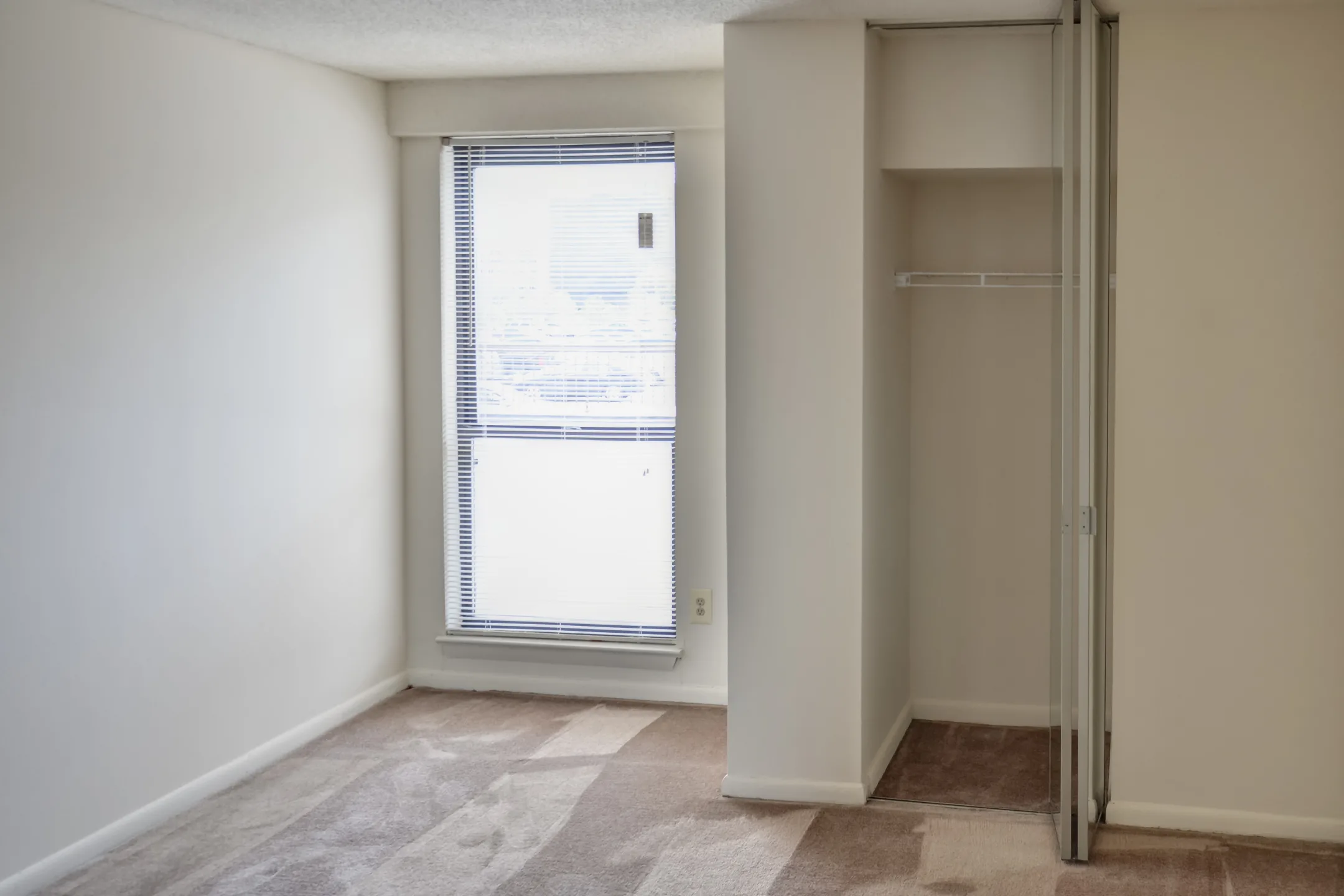 Bedroom - Carmel Plaza Apartments - Washington, DC