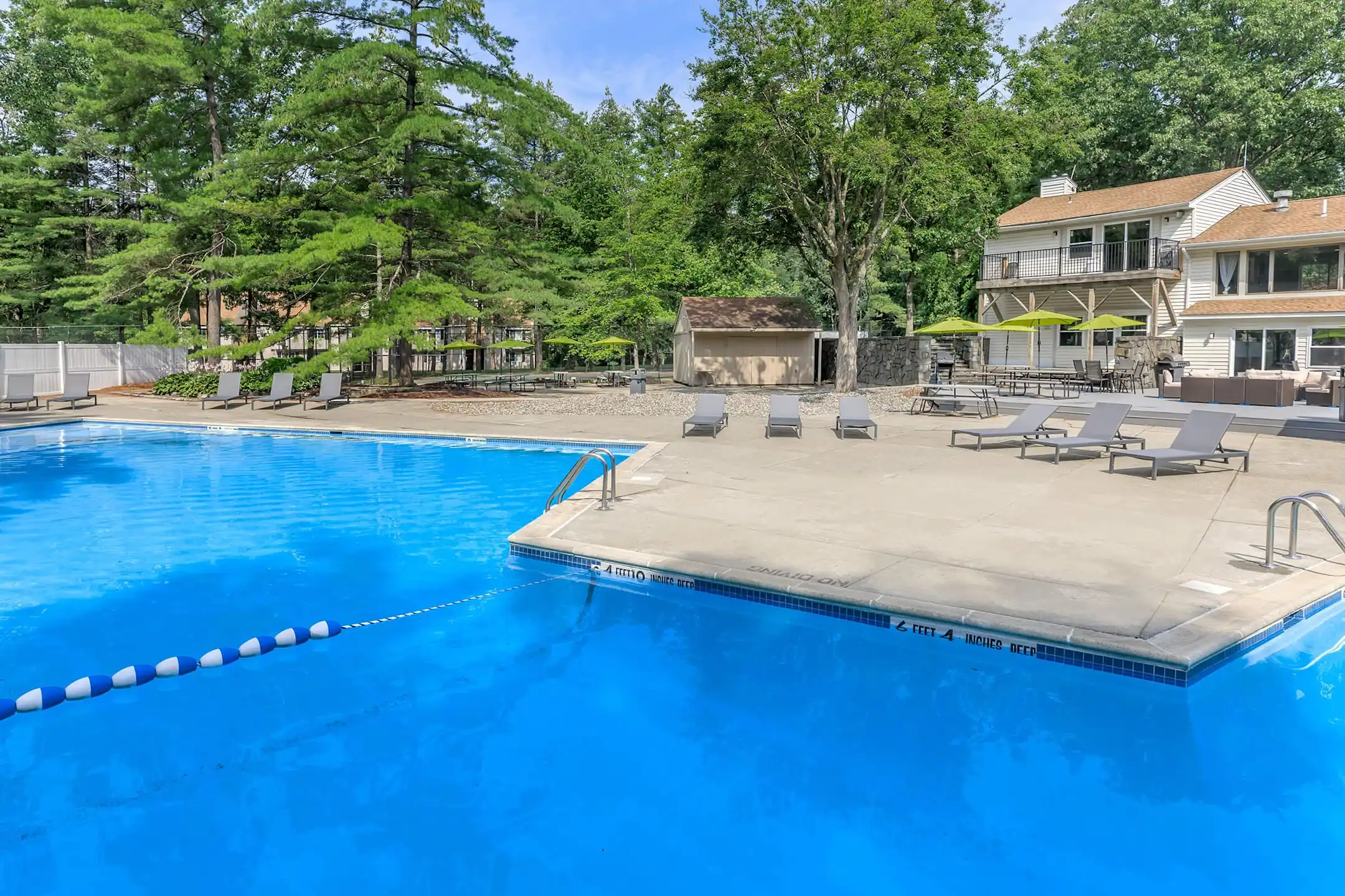 Foxrun Apartments Apartments Clifton Park, NY 12065