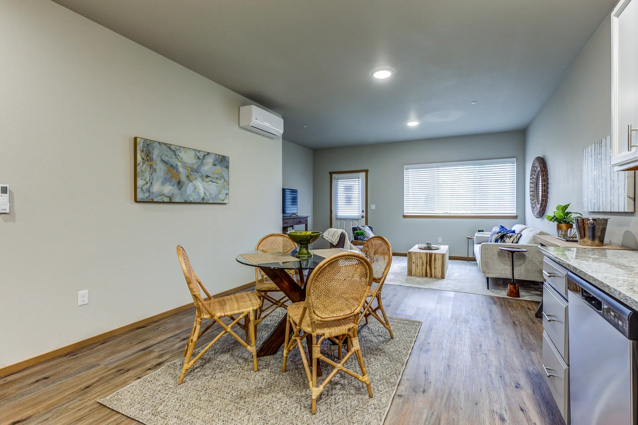 Ridgeline Apartments 15037 Tahoma Blvd SE Yelm, WA Apartments for