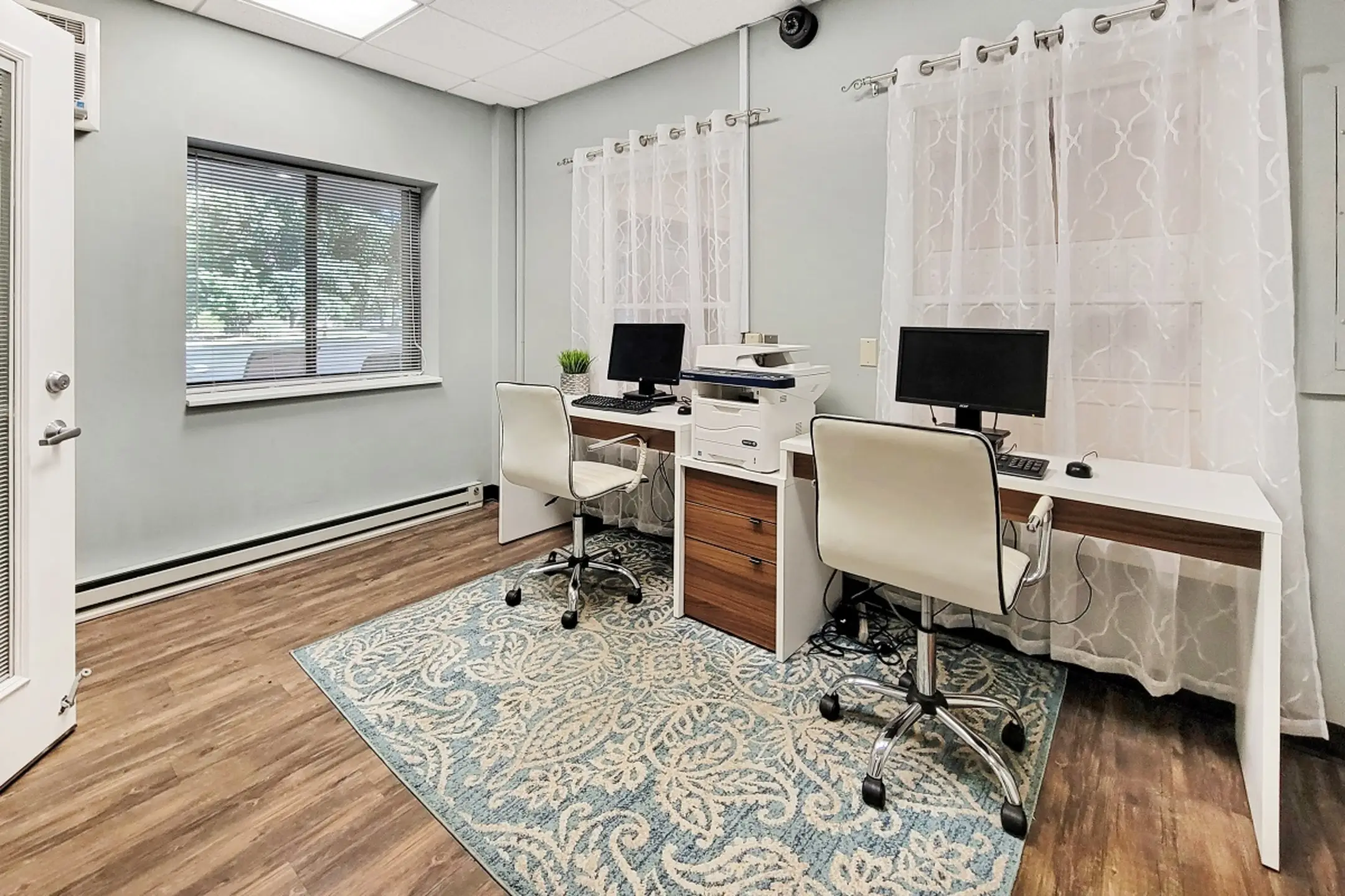Living Room - Maiden Bridge and Canongate Apartments - Pittsburgh, PA