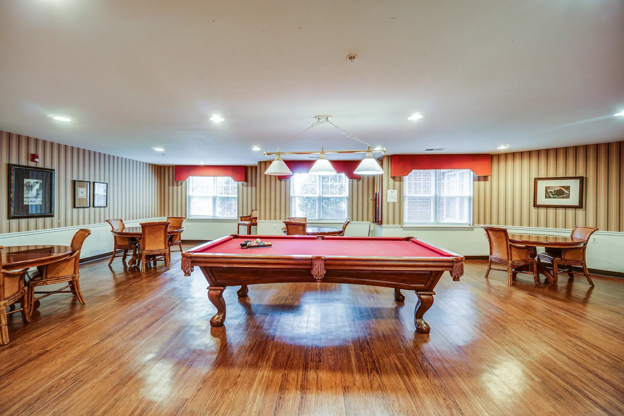 Windsor Crossing Senior 5000 Lydianna Ln Suitland, MD Apartments