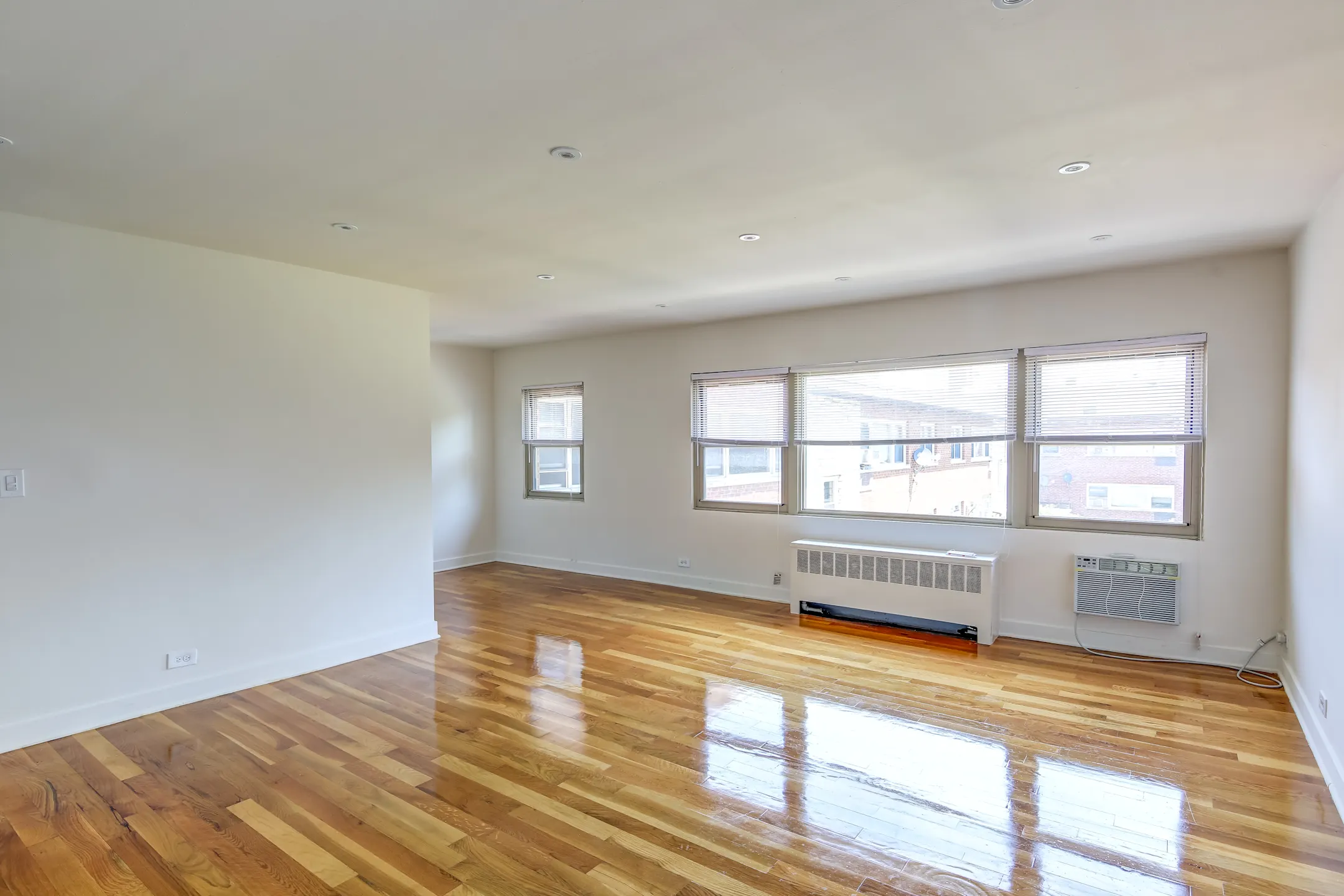 817 Seward Apartments 817 Seward St Evanston, IL Apartments for