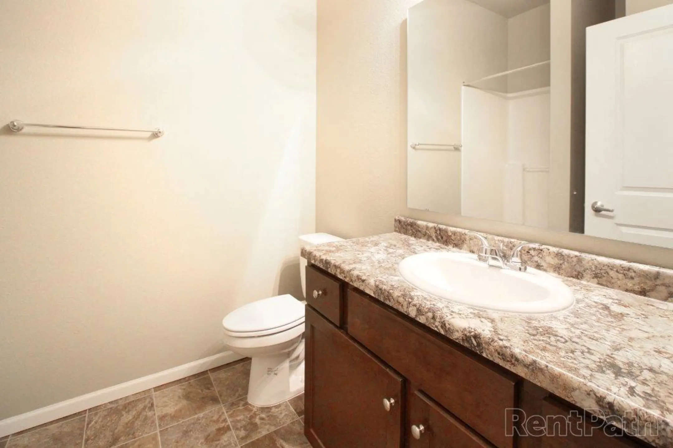 Brookledge Apartments Watford City, ND 58854