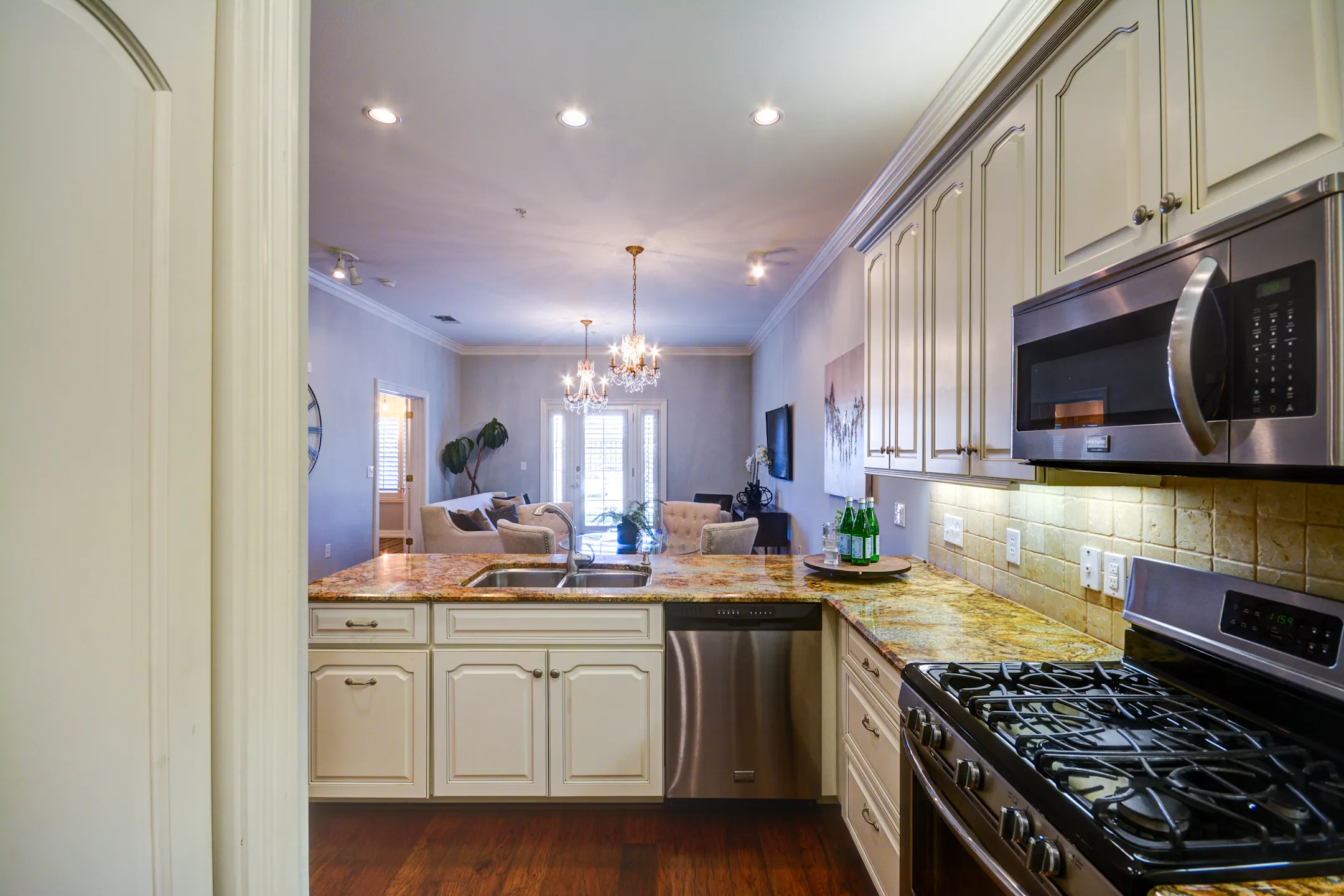 The Yorkshire Apartment Homes Apartments Richardson, TX 75082