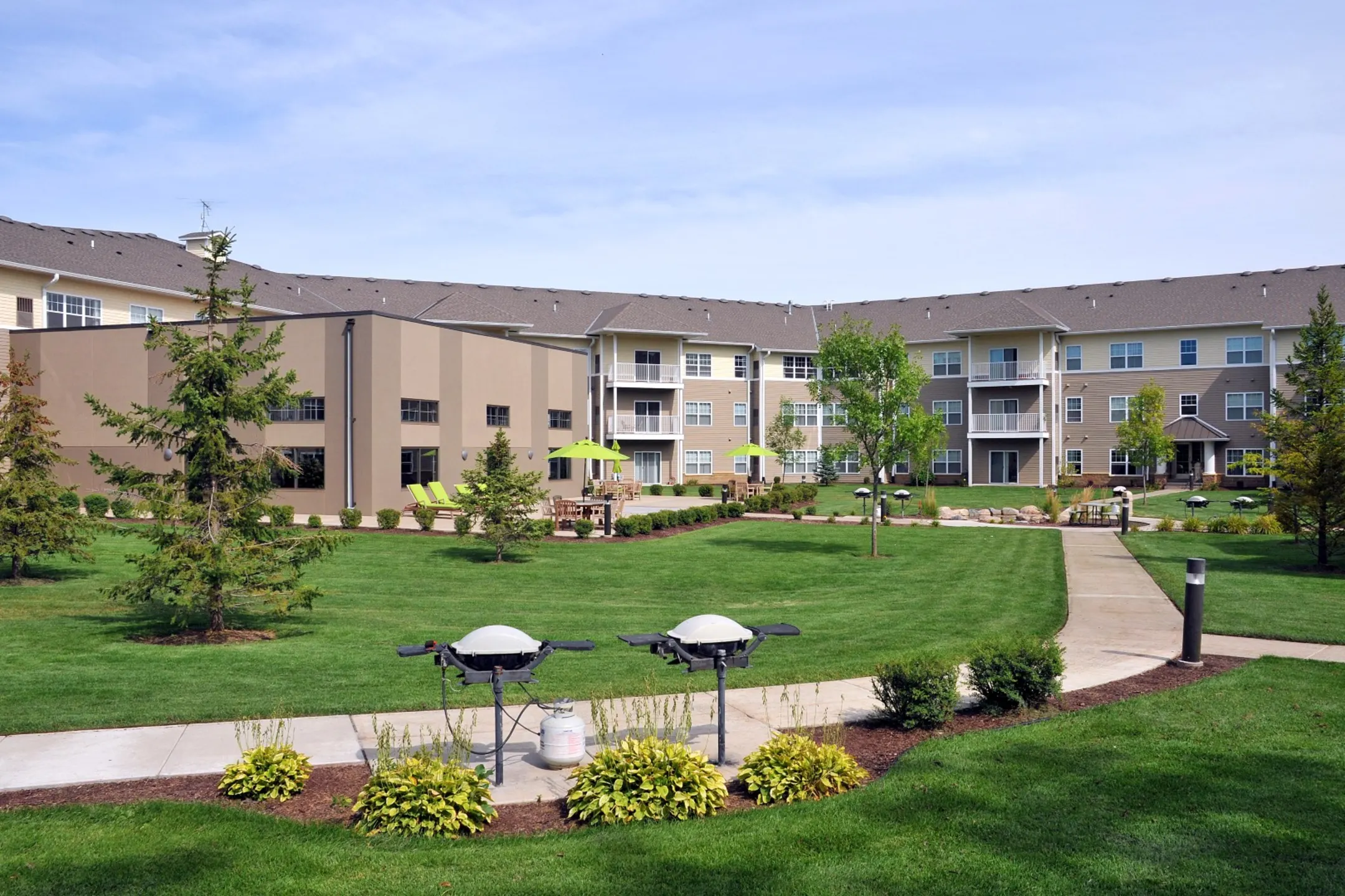 Chaska Place - 325 Engler Blvd | Chaska, MN Apartments for Rent | Rent.