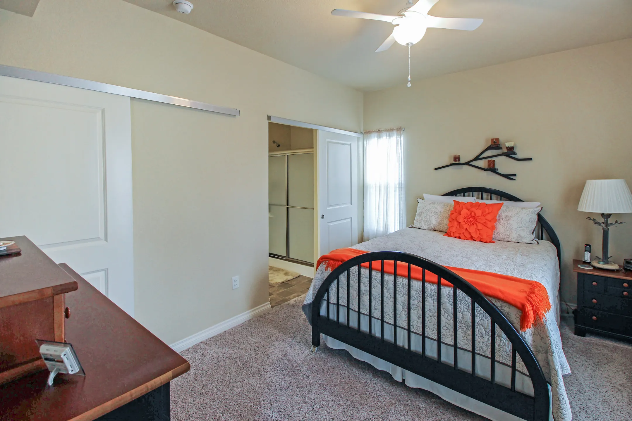 Bedroom - The Colony @ N. McCord - Sylvania, OH